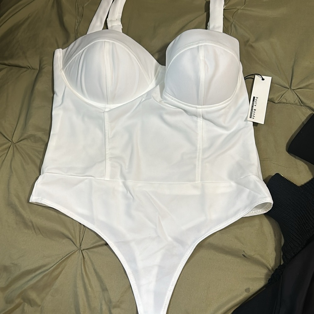White bodysuit size extra large